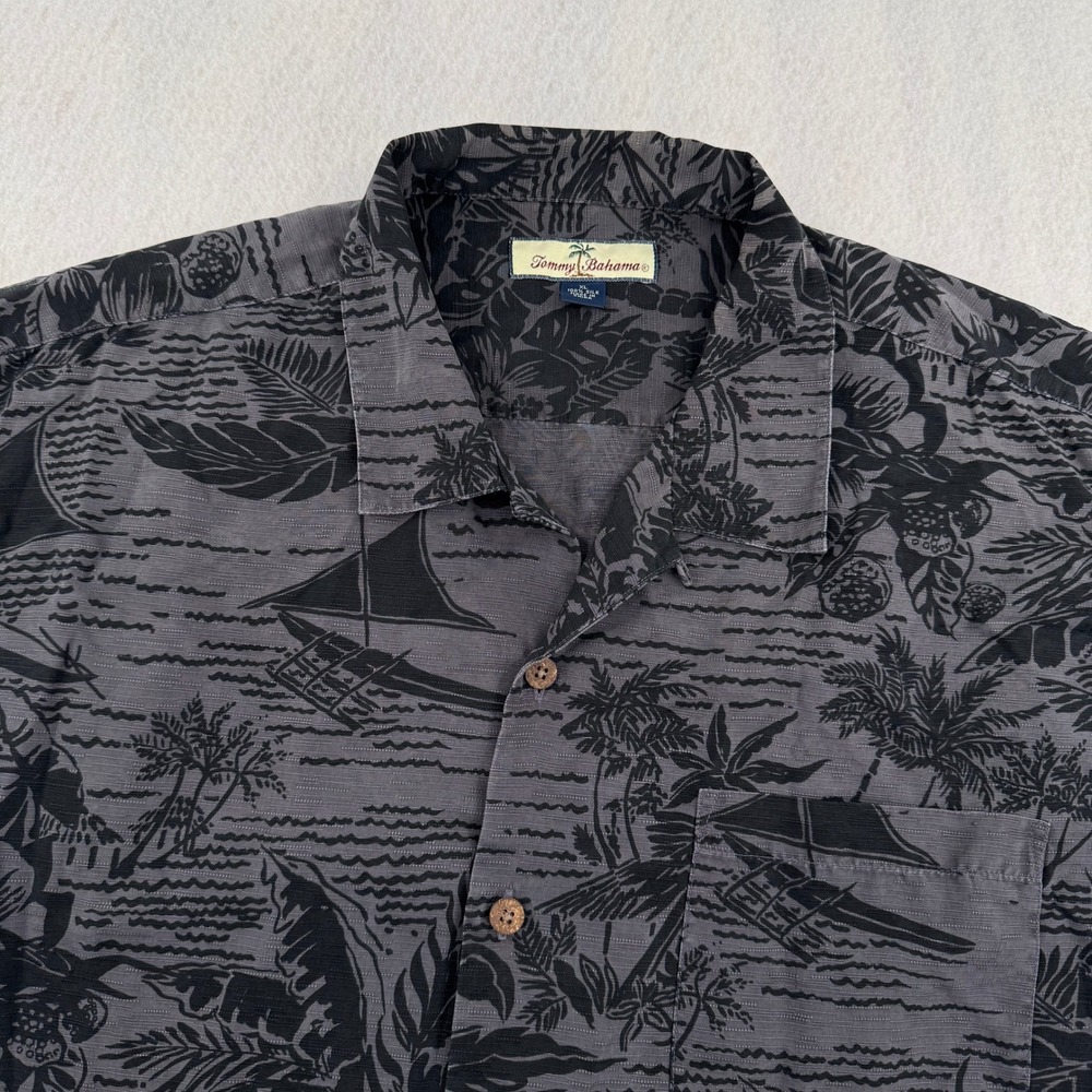 Tommy Bahama Mens XL 100% Silk Short Sleeve Button Camp Shirt Floral Black Gray